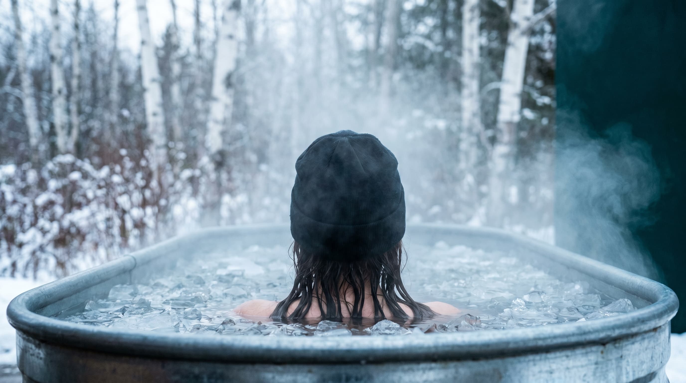 Zanurz się w zdrowiu: odkryj moc lodowych kąpieli z wannami i baliami ravonspa ice tube & ice barrel