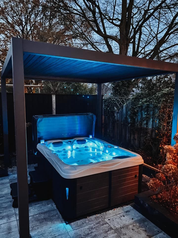 Pergola · modré LED · podzim